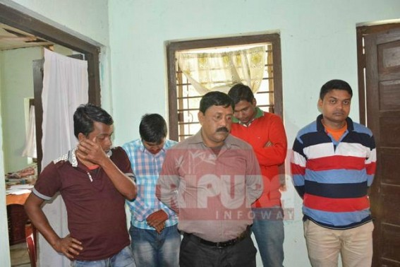 Gandacharra Forest officials caught wood smugglers Gandacharra Forest officials caught wood smugglers